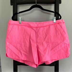 Lilly Pulitzer hot pink side zip Adie shorts 3.5” inseam